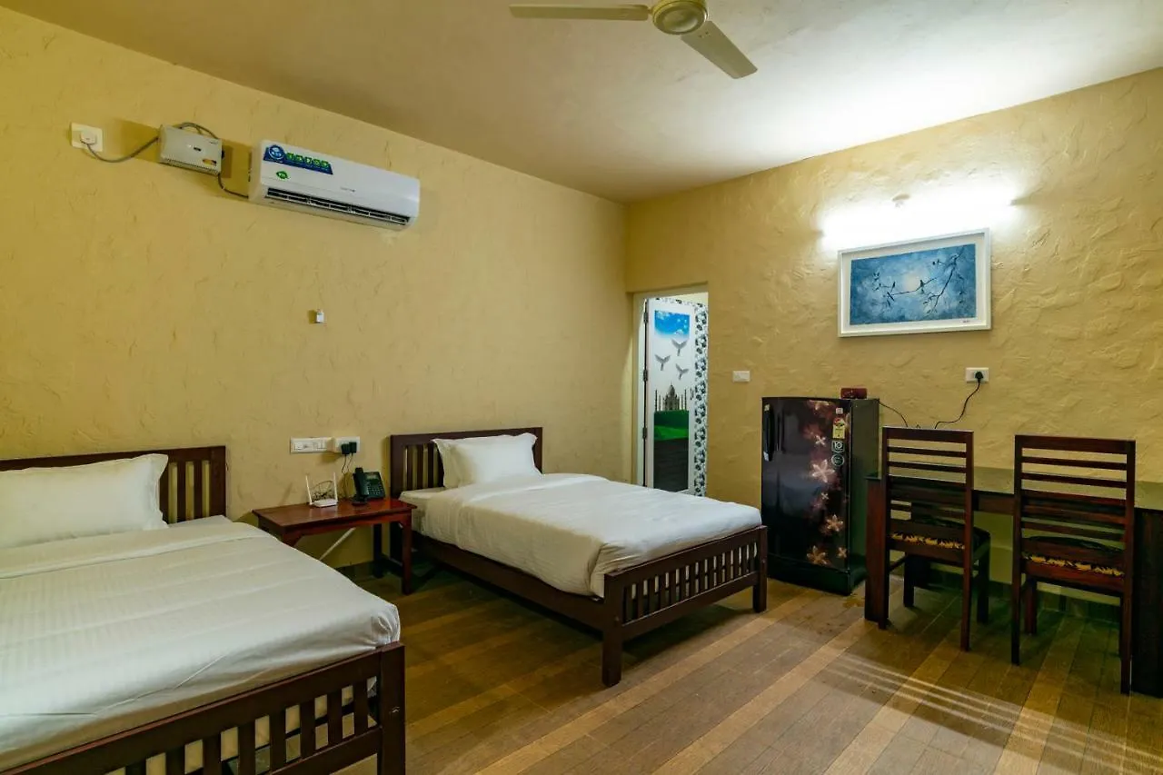Budgies Cottage Thattakad 0*,